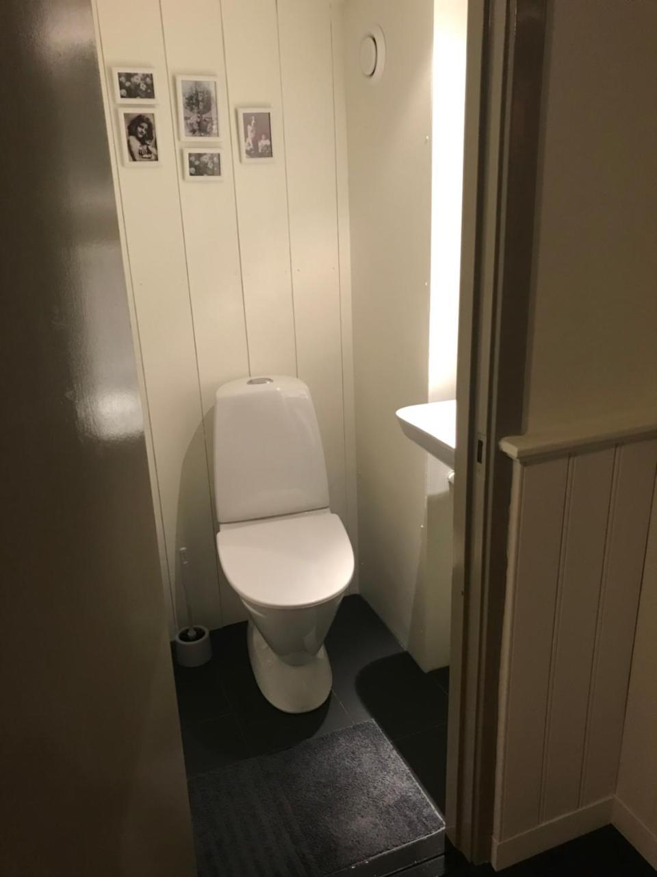 Room With Pentry, Separate Entrance, No Cardpayment Granna Exterior photo